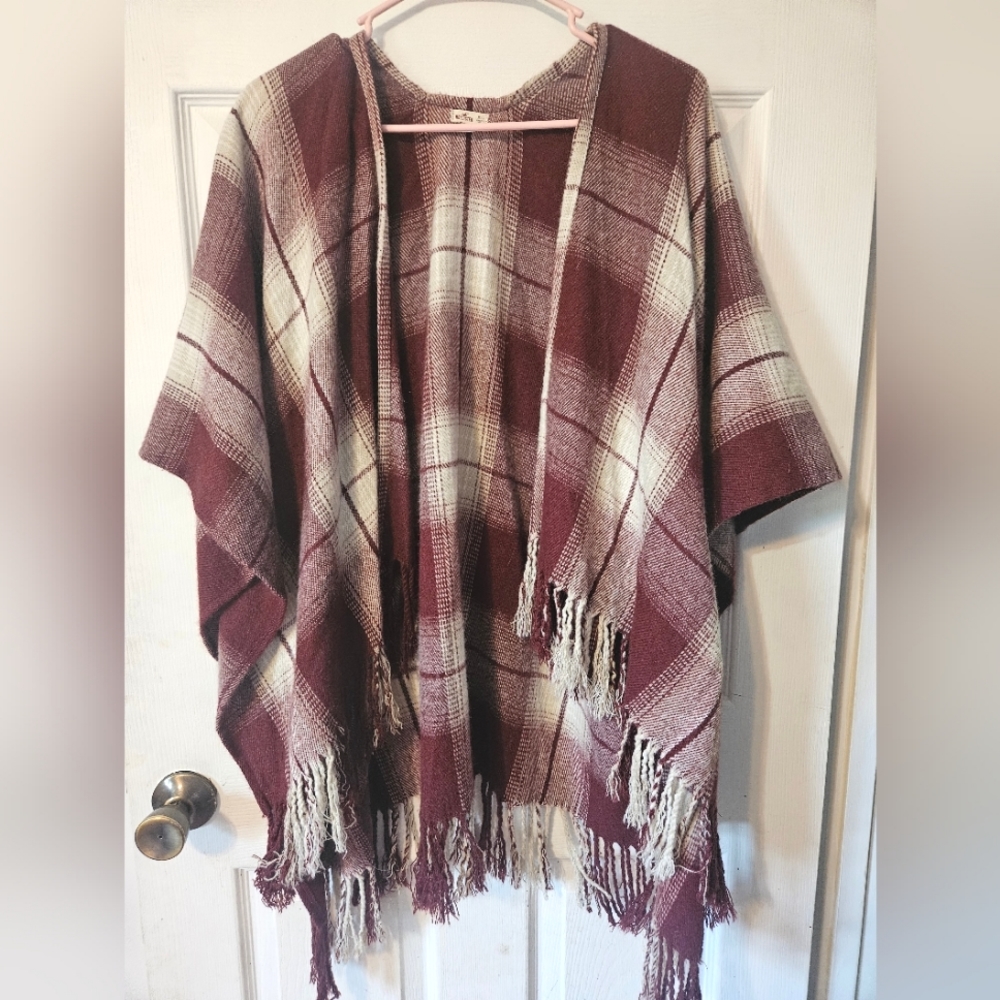 Hollister sweater